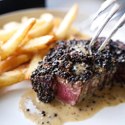 Classic Peppercorn Ribeye Crispy Fries